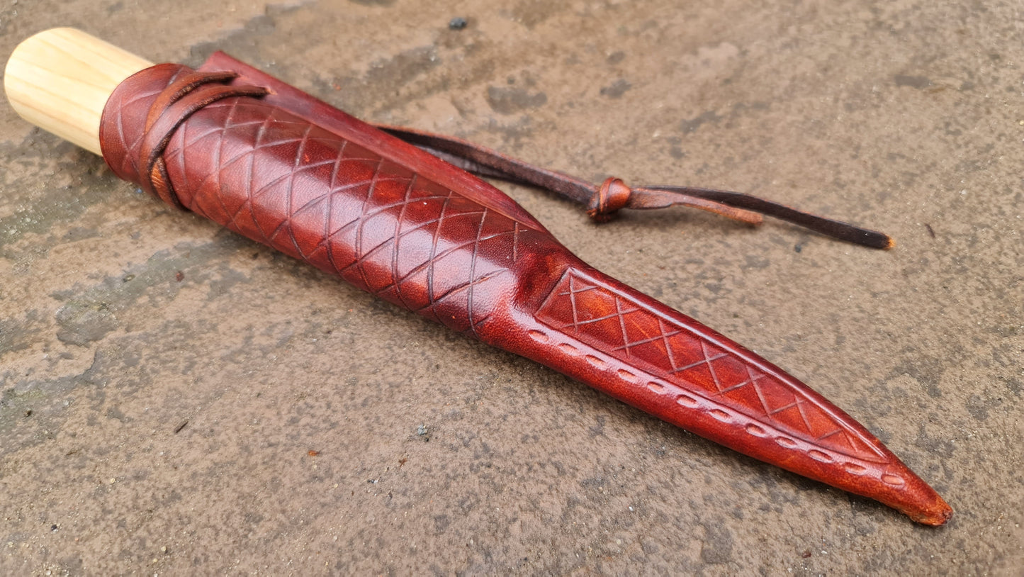 Viking Age knife with Ash handle.